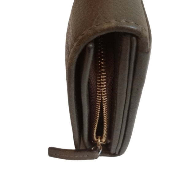 Gucci Abbey Vintage Authentic Long Wallet - Picture 7 of 16